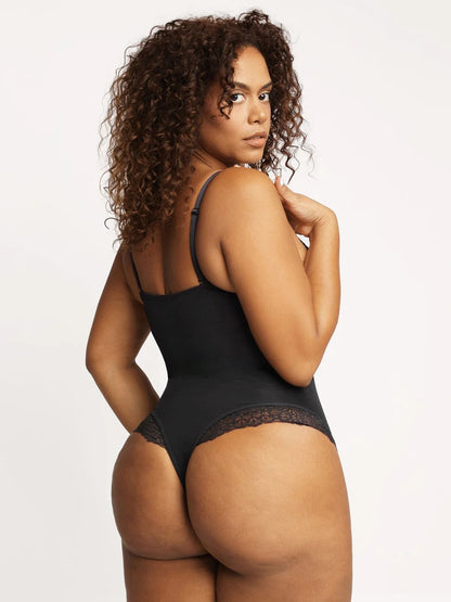 Dantelli Şekillendirici Derin V Yaka Bodysuit